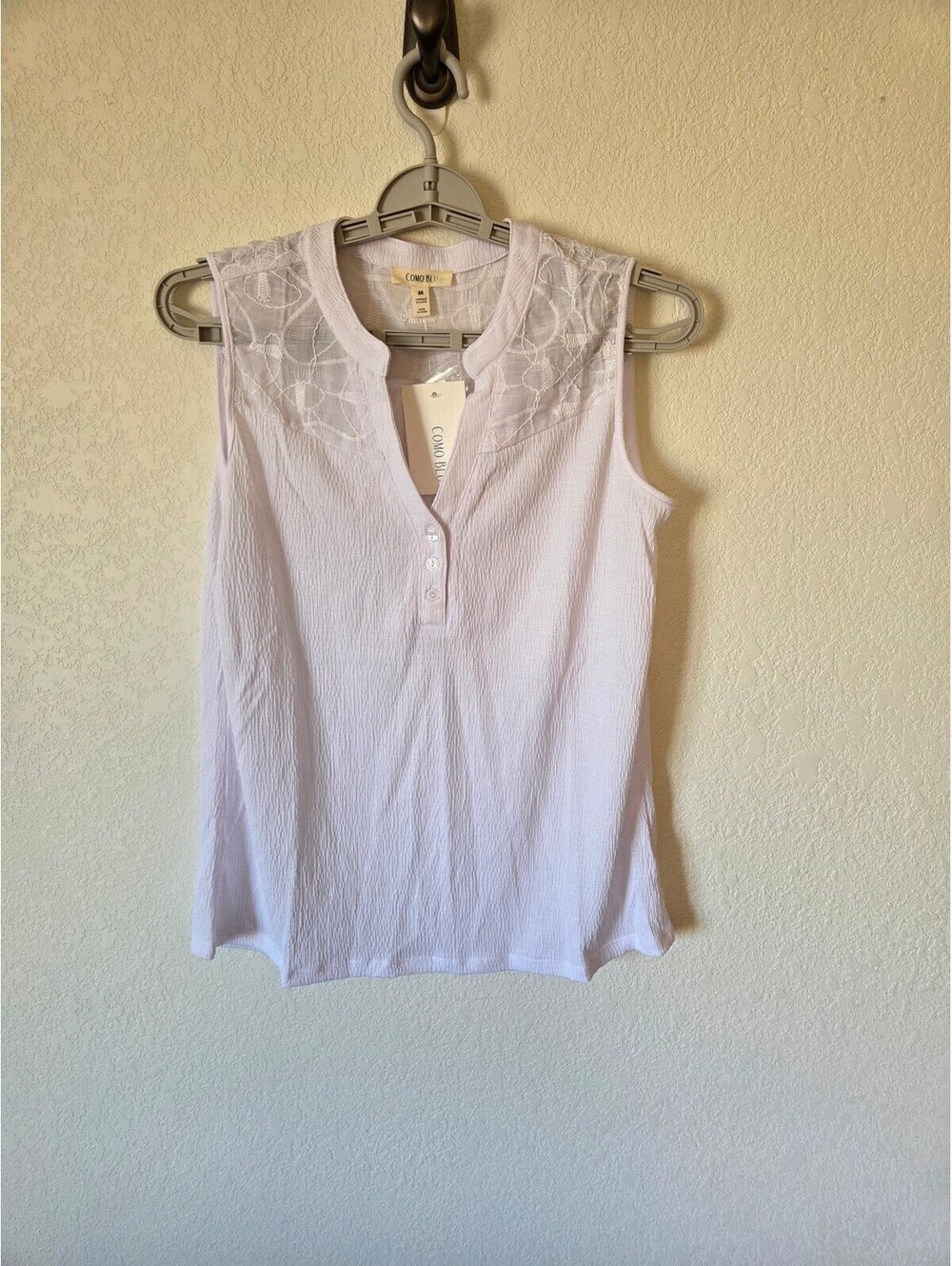Como Blu White Sleeveless Top with Lace Detail, Size M